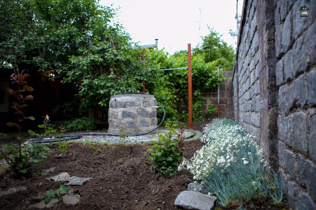Guest House In Gyumri Exterior foto
